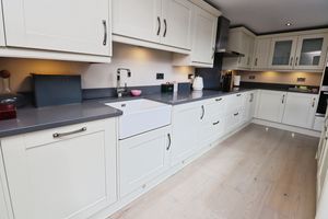 ASPEN CLOSE- click for photo gallery
